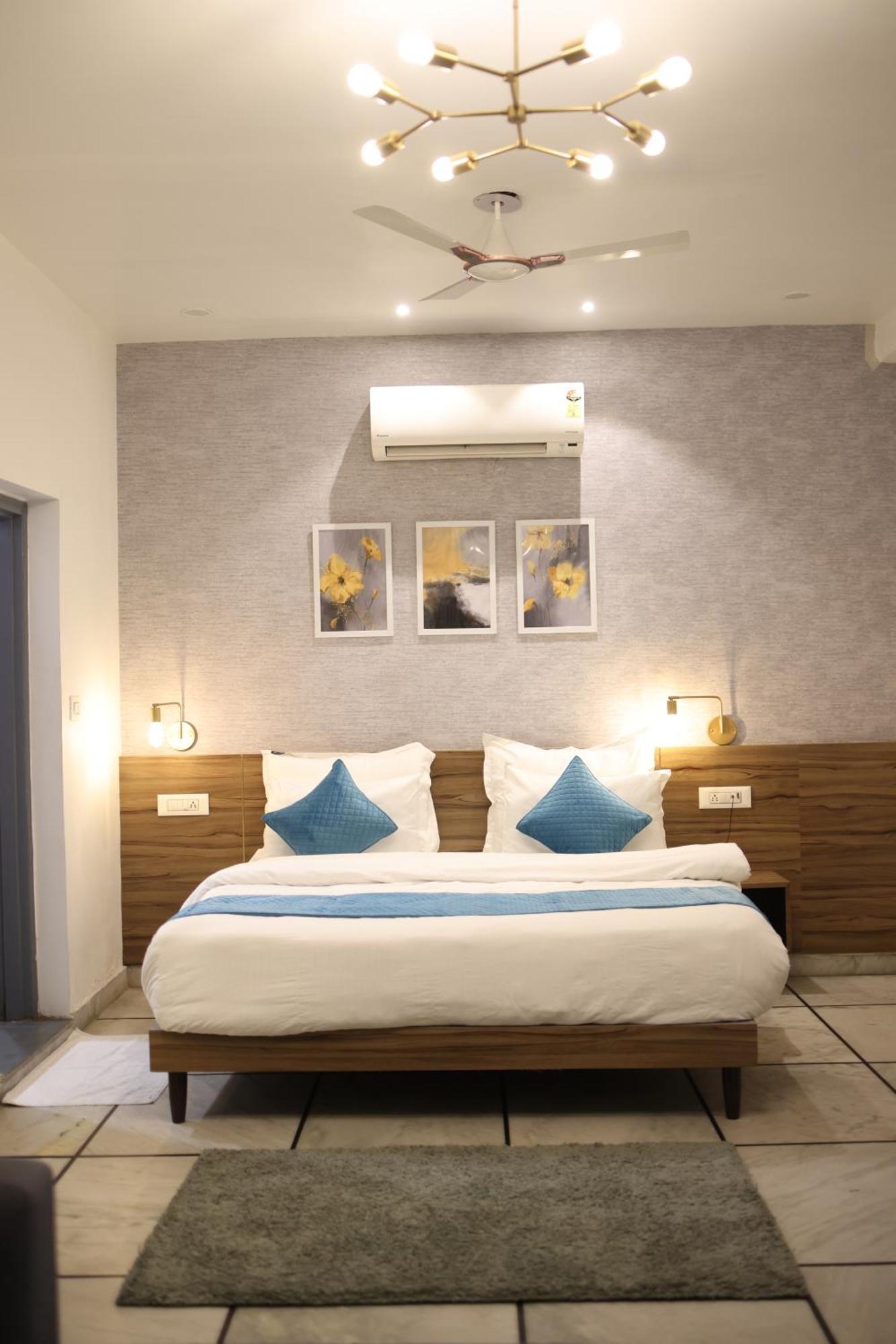 Gallivanto Inn - Rohini デリー エクステリア 写真